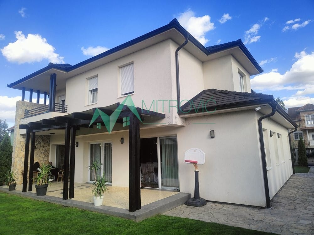 Kuća Prodaja Novi Sad Kuća Prodaja Novi Sad 226 m2
