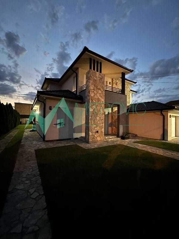 Kuća Prodaja Novi Sad Kuća Prodaja Novi Sad 226 m2