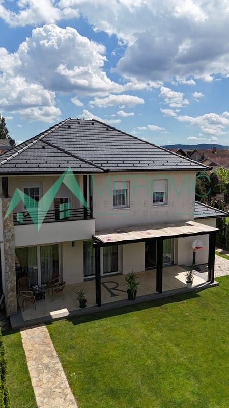 Kuća Prodaja Novi Sad Kuća Prodaja Novi Sad 226 m2