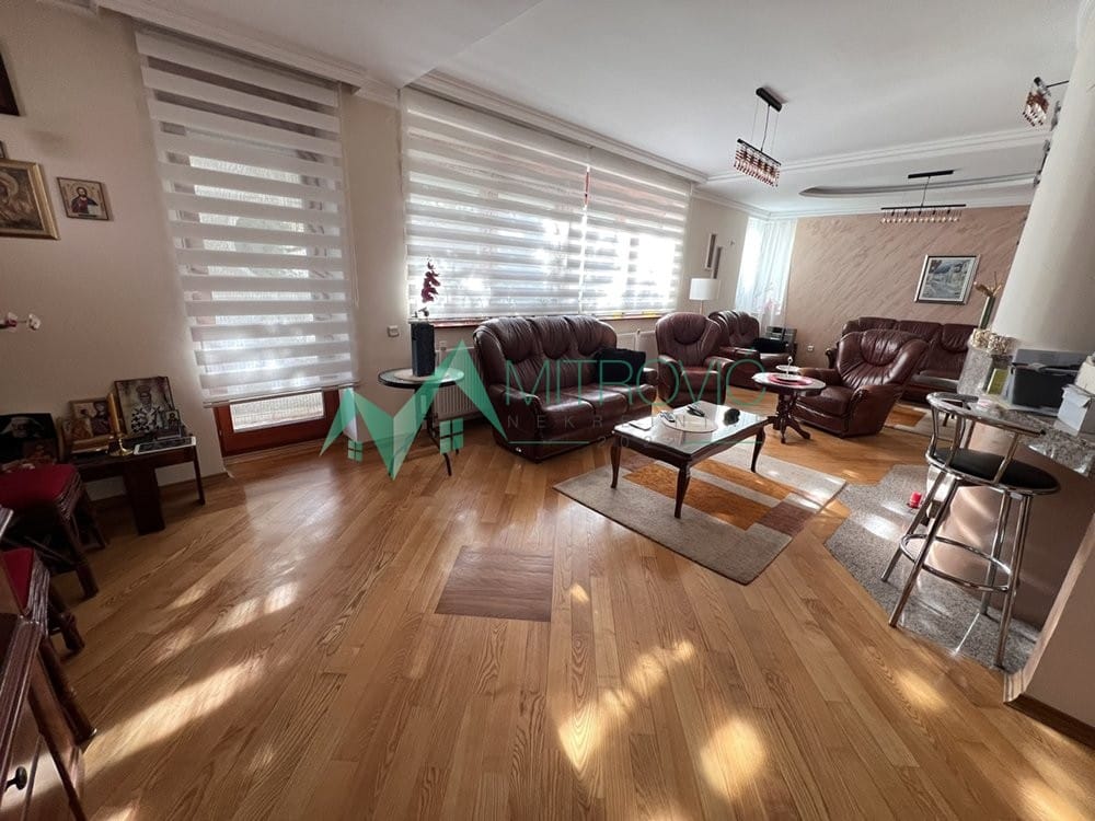 Kuća Prodaja Novi Sad Kuća Prodaja Novi Sad 299 m2
