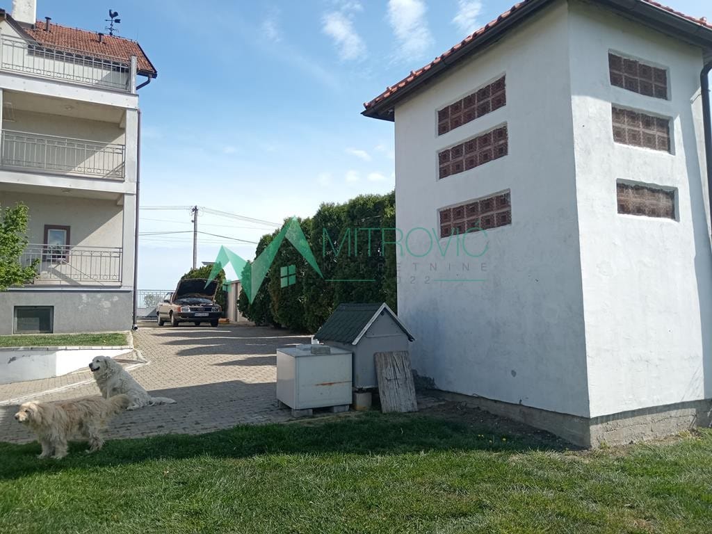 Kuća Prodaja Kać  478 m2
