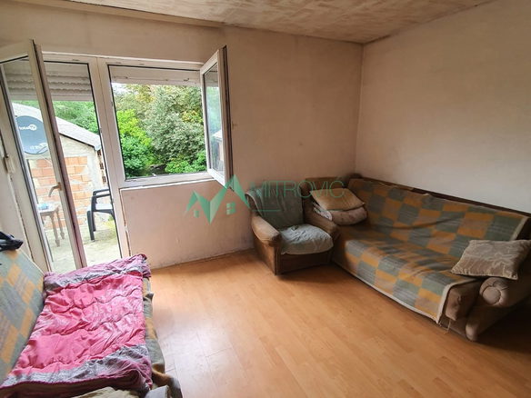 Kuća Prodaja Kać  161 m2