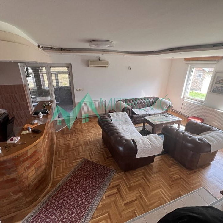 Kuća Prodaja Novi Sad  260 m2