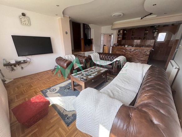 Kuća Prodaja Novi Sad  260 m2