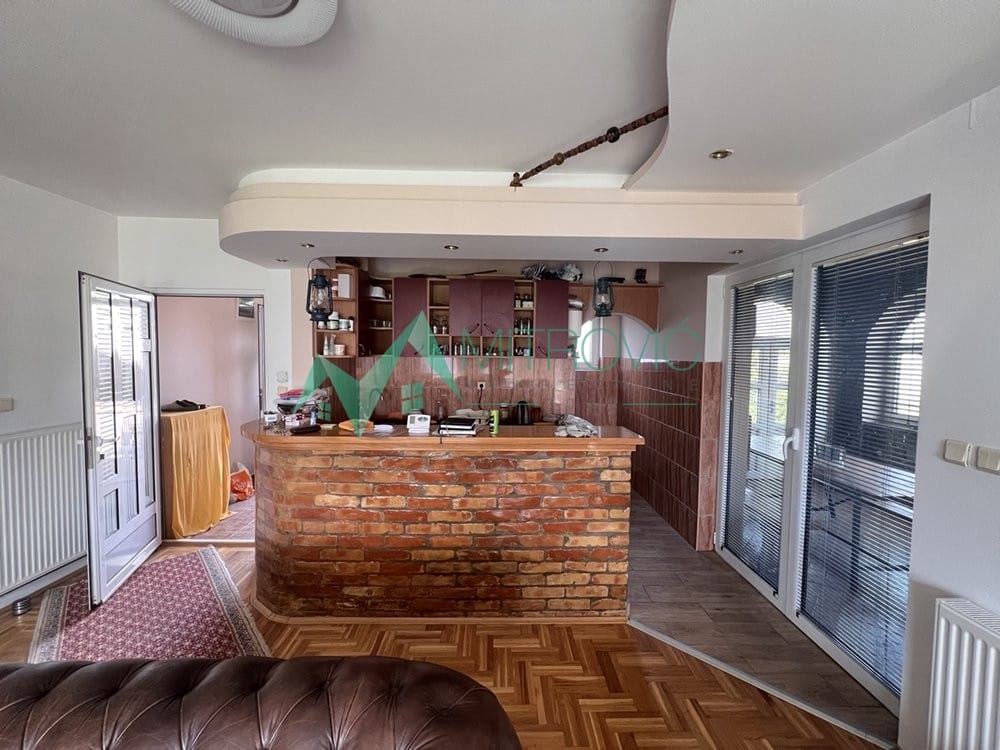 Kuća Prodaja Novi Sad Kuća Prodaja Novi Sad 260 m2