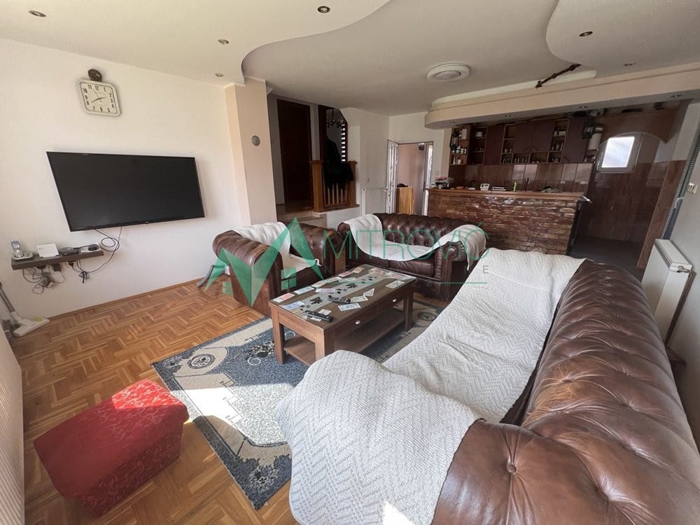 Kuća Prodaja Novi Sad Kuća Prodaja Novi Sad 260 m2