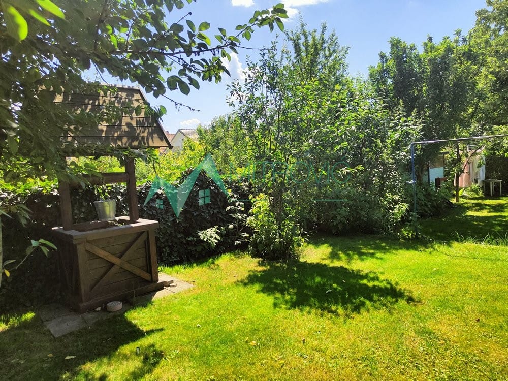 Kuća Prodaja Stari Banovci  260 m2