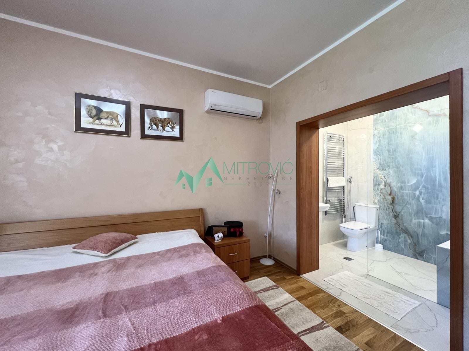 Kuća Prodaja Stepanovićevo  221 m2