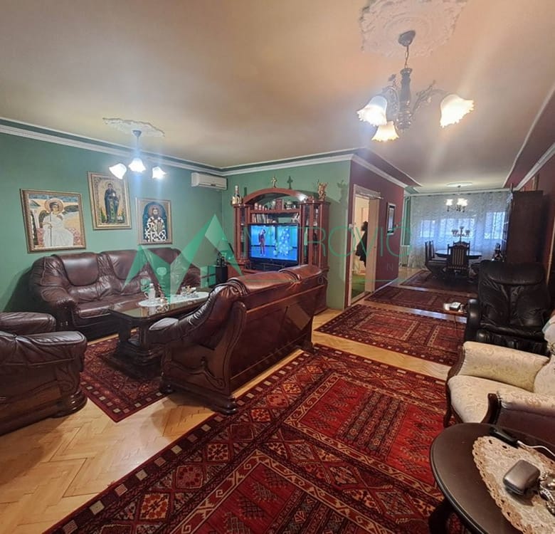 Kuća na prodaju, Trandžament, Novi Sad, 250m², 515.000 €