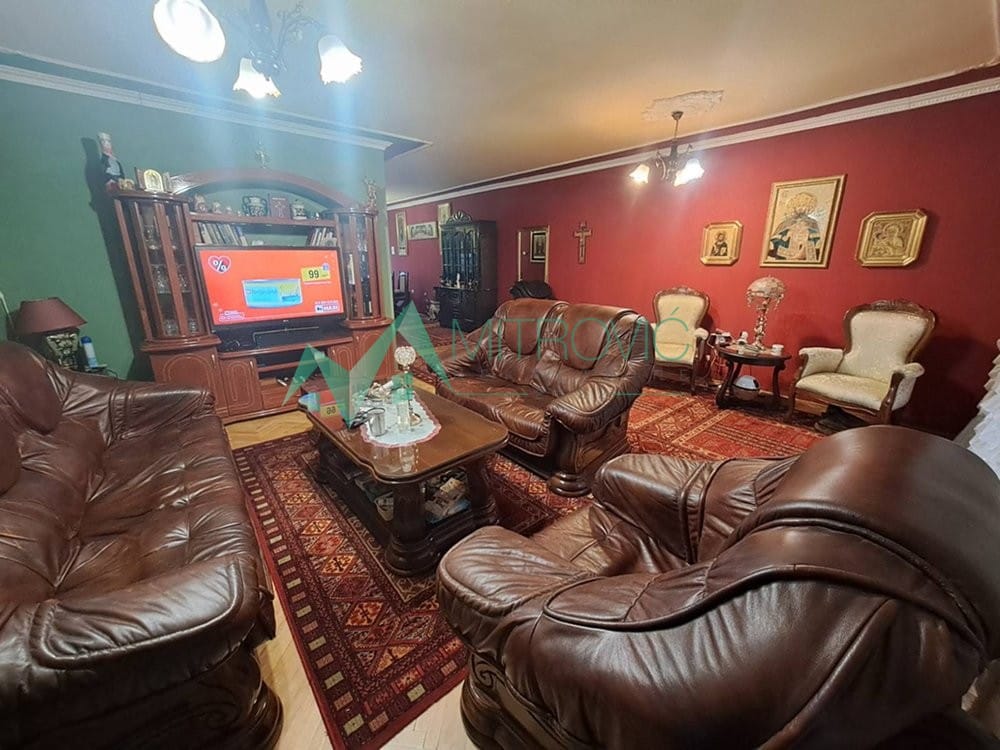 Kuća Prodaja Petrovaradin Kuća Prodaja Petrovaradin 250 m2