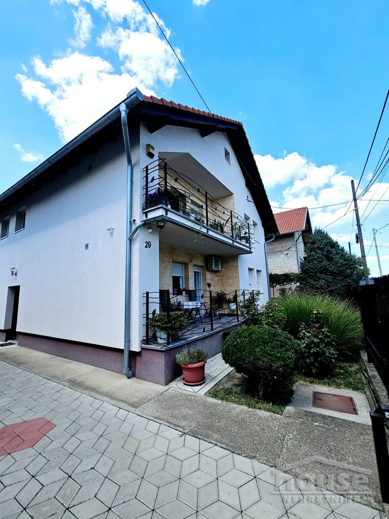 Kuća Prodaja Novi Sad Kuća Prodaja Novi Sad 270 m2