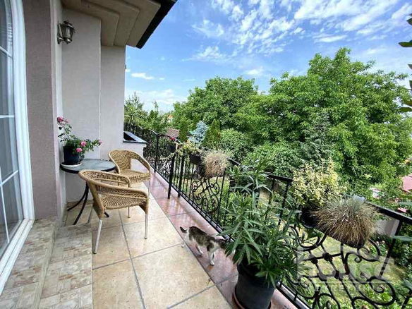 Kuća Prodaja Novi Sad  304 m2