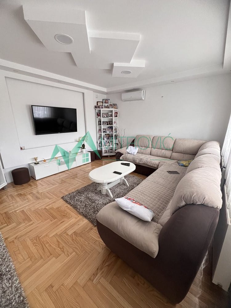 Kuća Prodaja Petrovaradin Kuća Prodaja Petrovaradin 95 m2