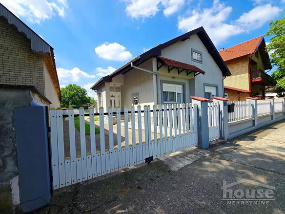 Kuća Prodaja Novi Sad  255 m2