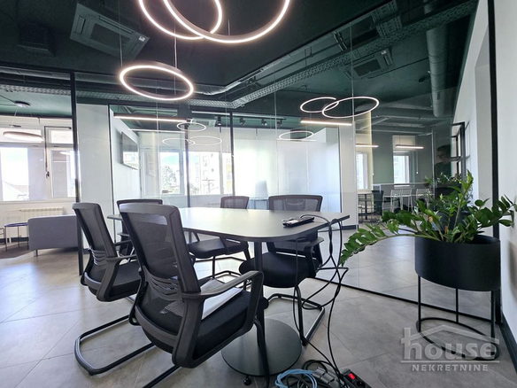 Lokal Prodaja Novi Sad  291 m2