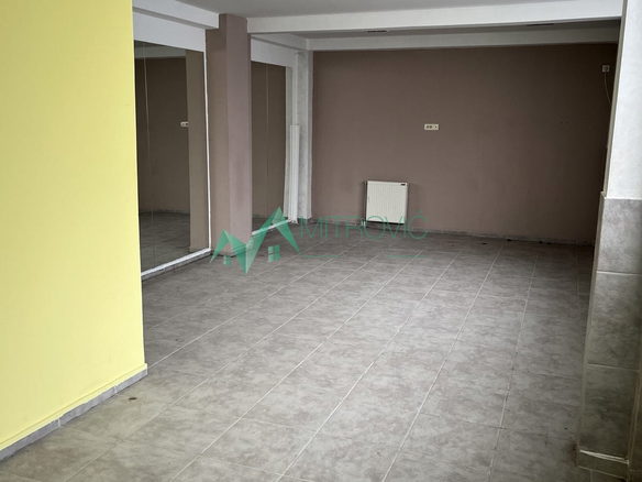 Lokal Prodaja Novi Sad  457 m2
