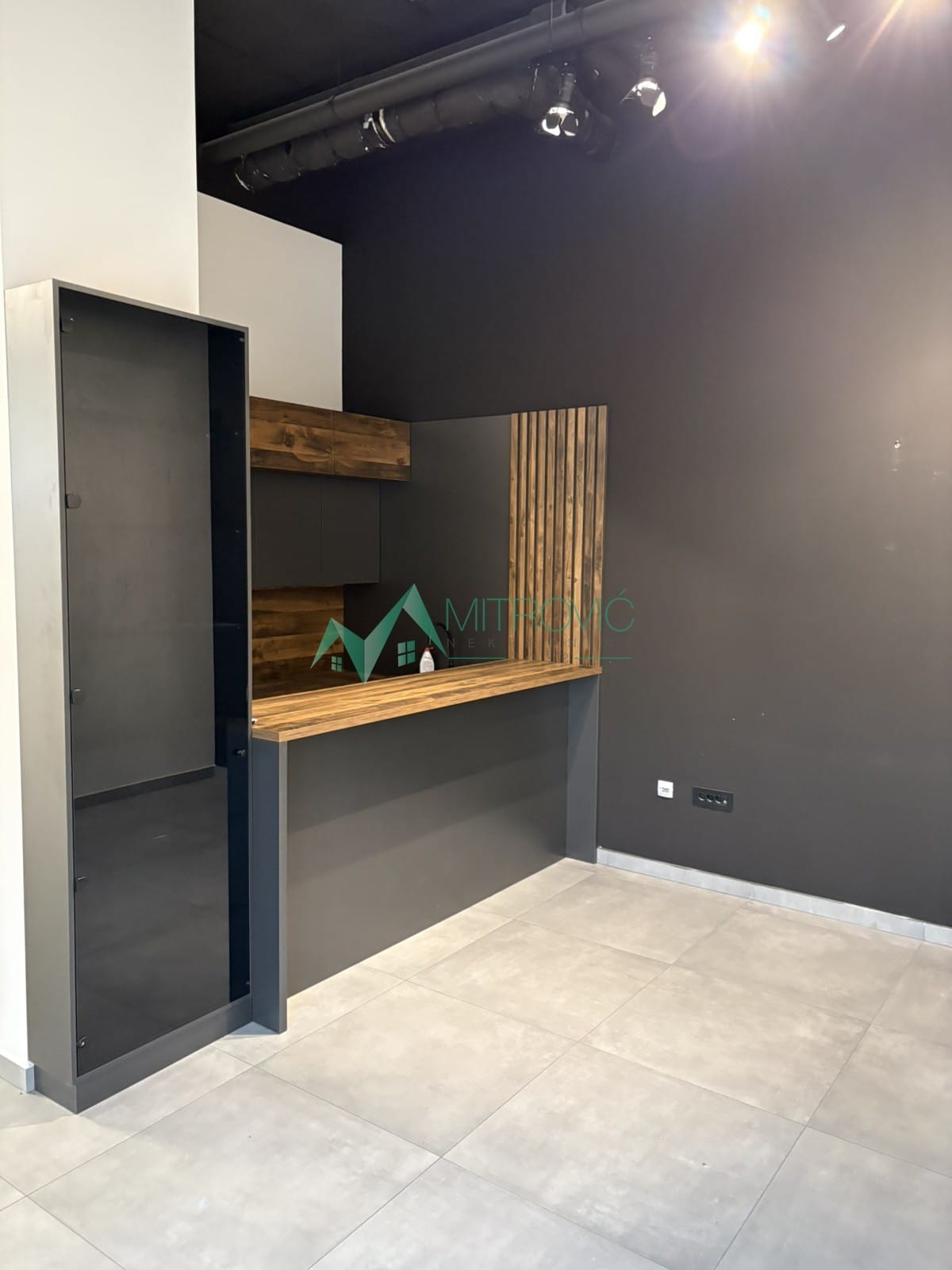 Lokal Prodaja Novi Sad Lokal Prodaja Novi Sad 192 m2