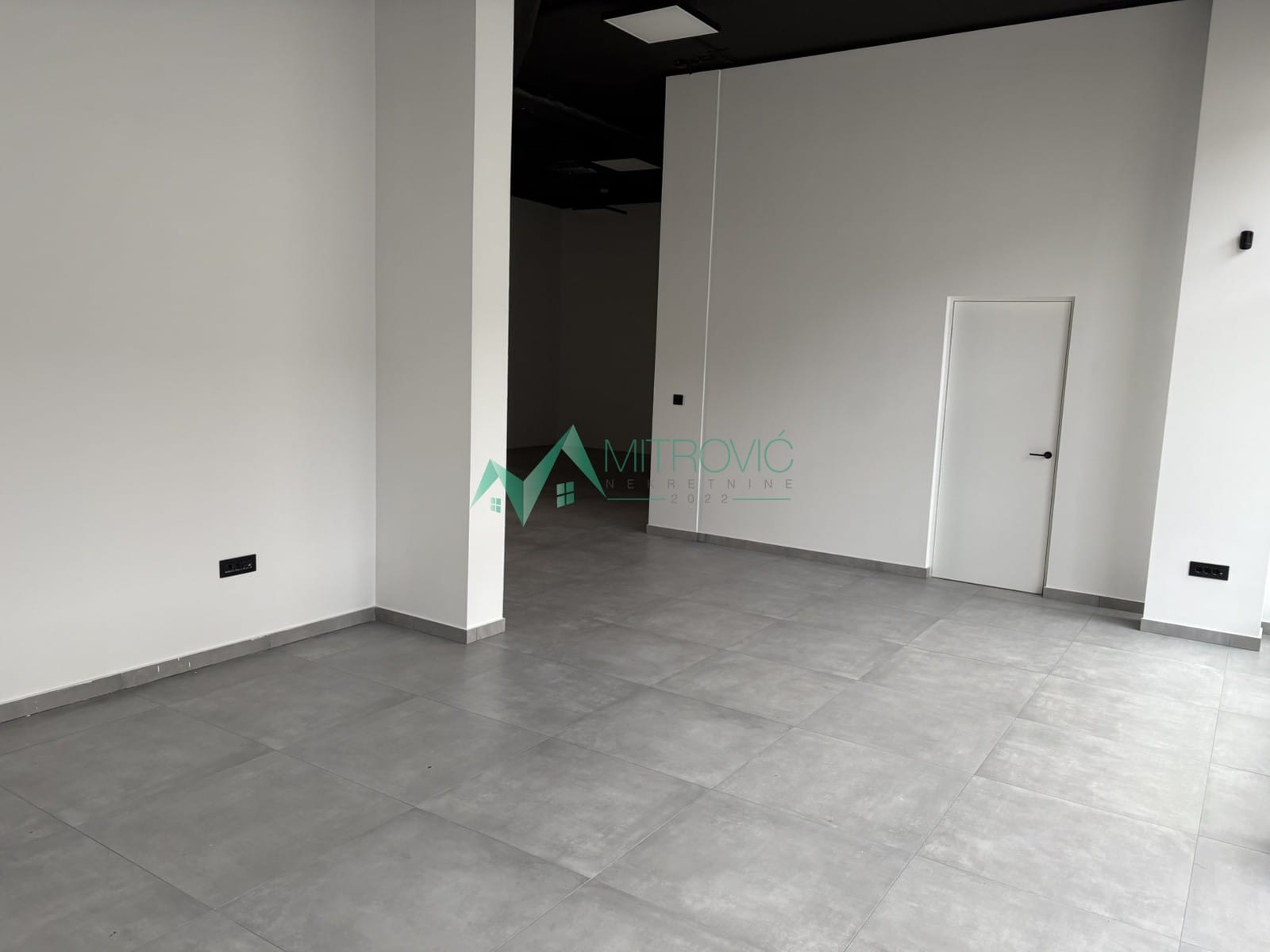 Lokal Prodaja Novi Sad Lokal Prodaja Novi Sad 192 m2