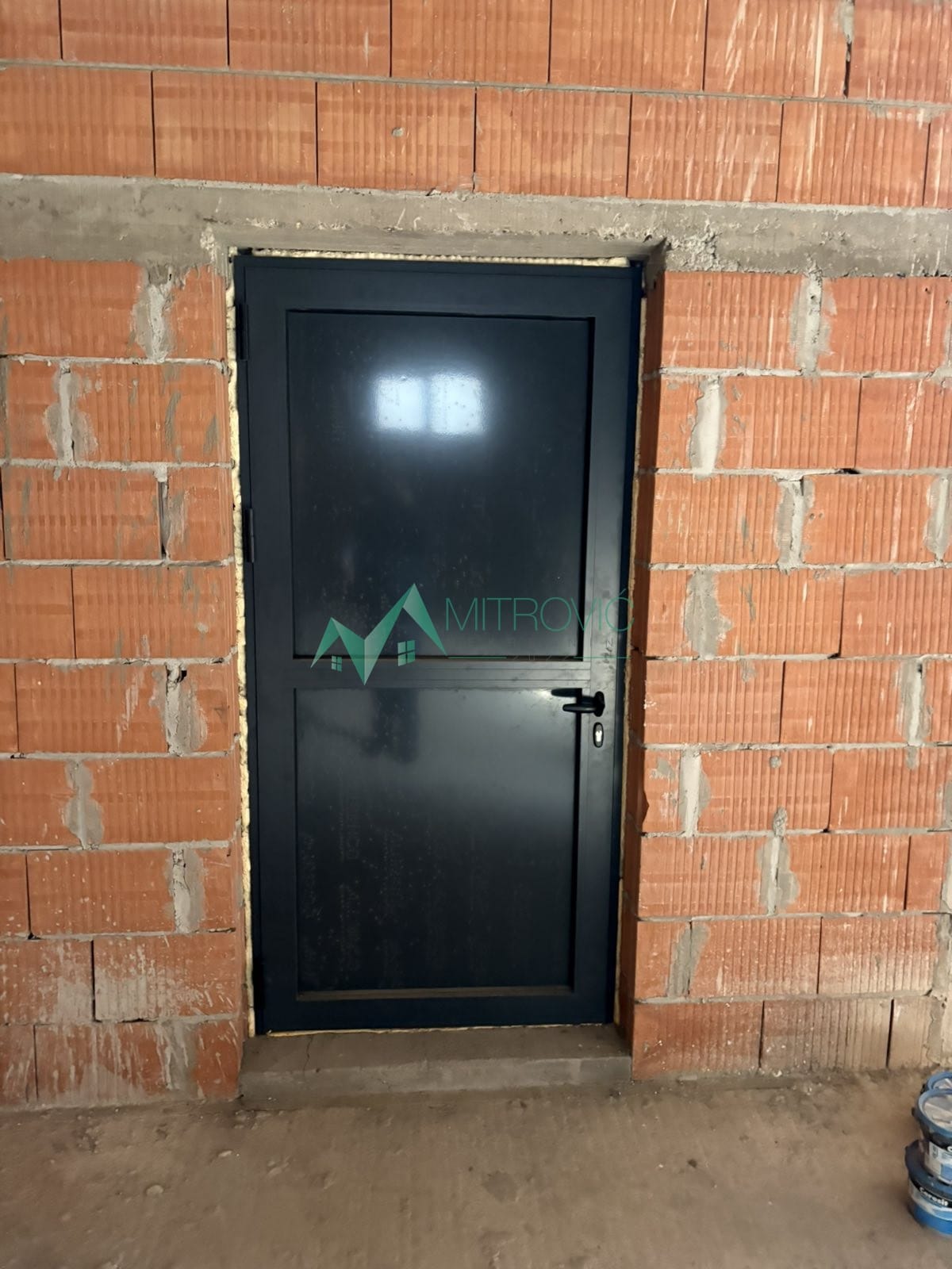 Lokal Prodaja Petrovaradin  303 m2