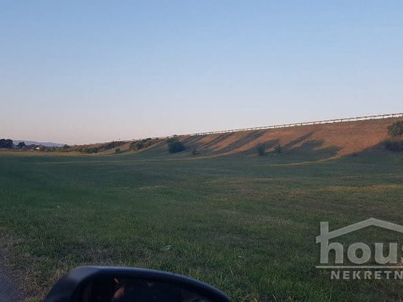 Plac Prodaja Novi Sad  16014 m2