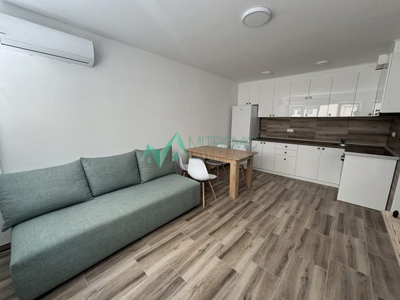 Stan Prodaja Novi Sad  37 m2