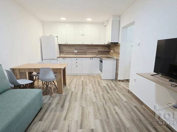 Stan Prodaja Novi Sad  38 m2