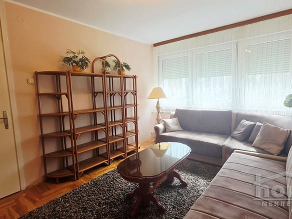 Stan Prodaja Novi Sad  49 m2