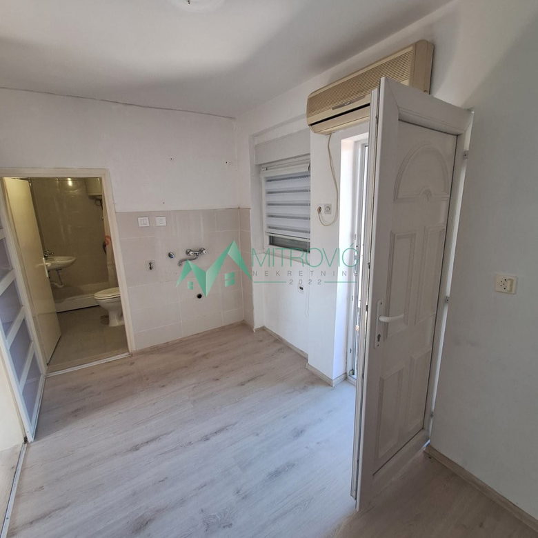 Stan Prodaja Novi Sad  29 m2