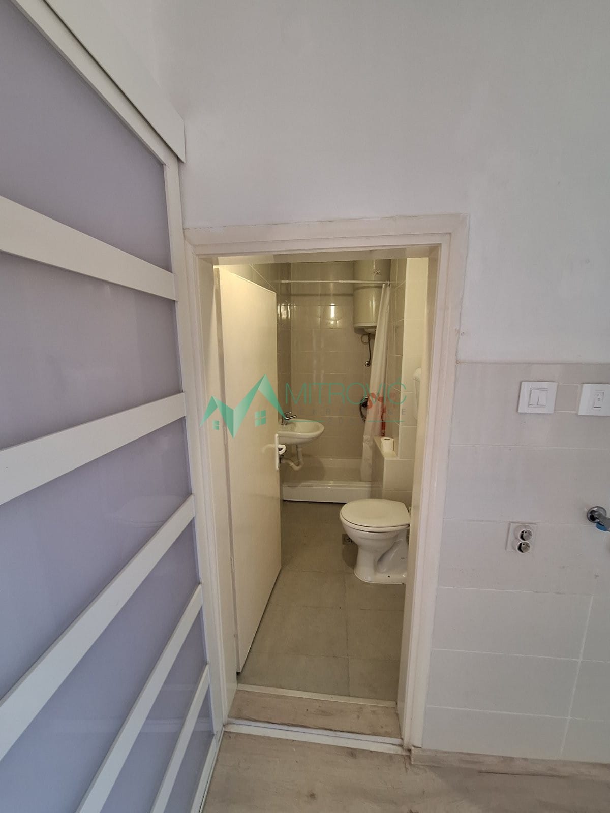 Stan Prodaja Novi Sad  29 m2