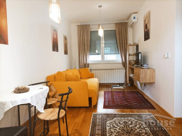 Stan Prodaja Novi Sad  35 m2