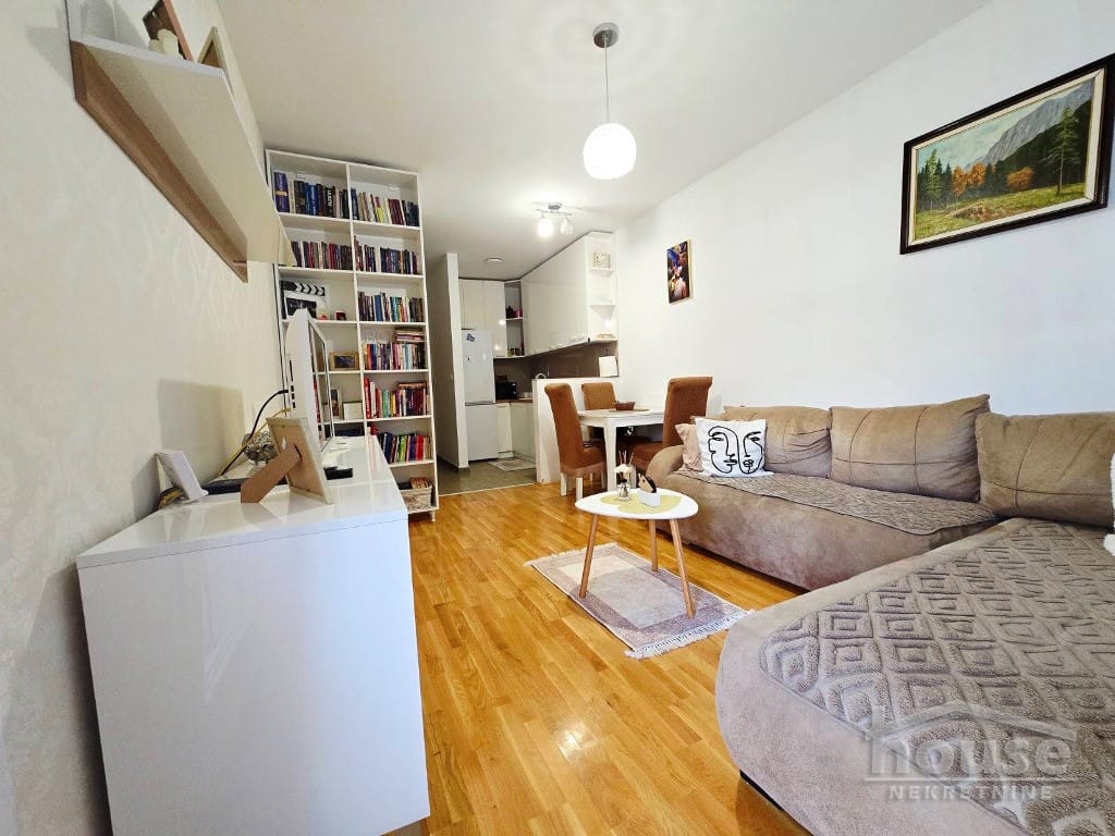 Stan Prodaja Novi Sad  40 m2