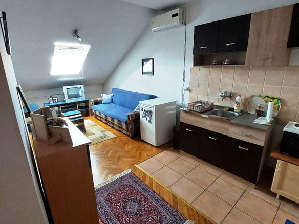 Stan Prodaja Novi Sad  27 m2