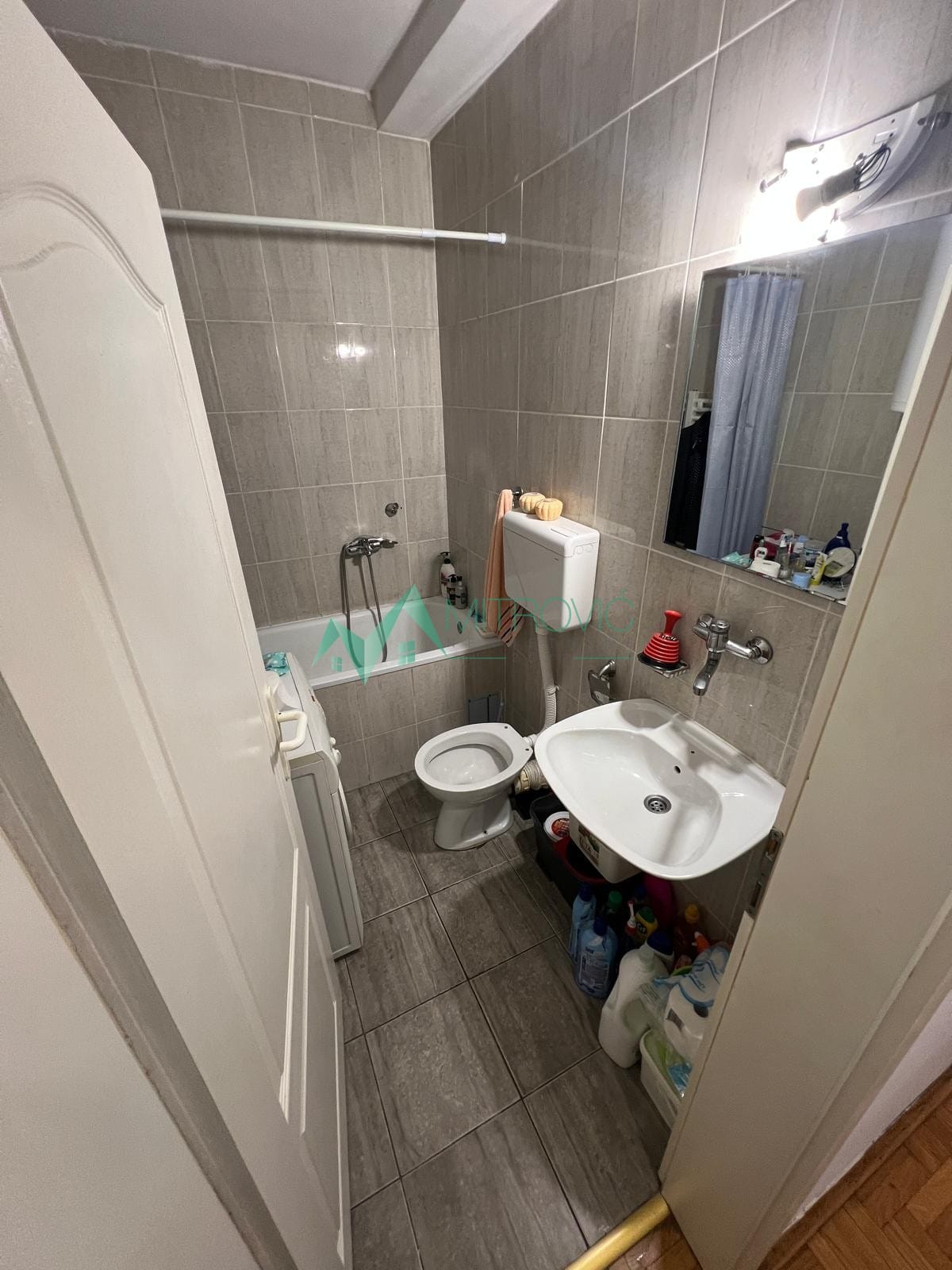 Stan Prodaja Novi Sad  30 m2