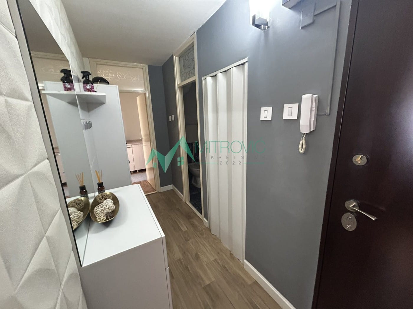 Stan Prodaja Novi Sad  39 m2