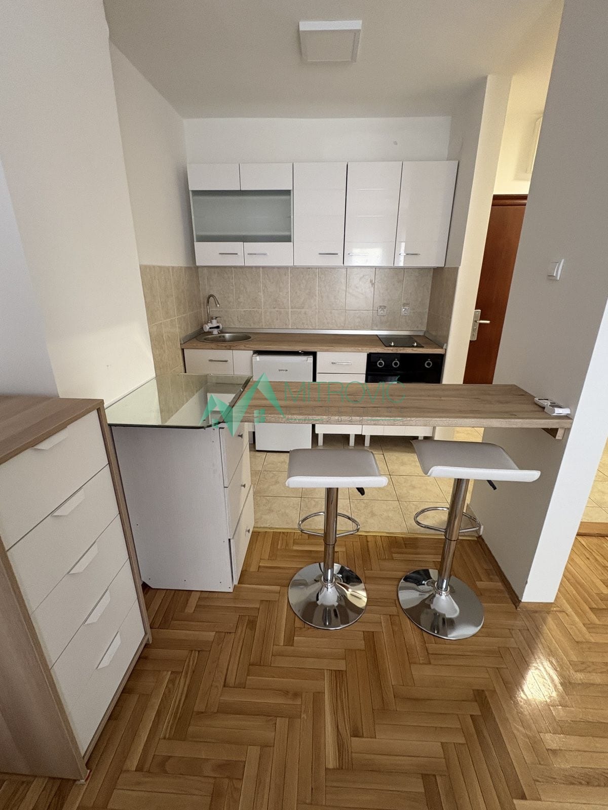 Stan Prodaja Novi Sad  29 m2