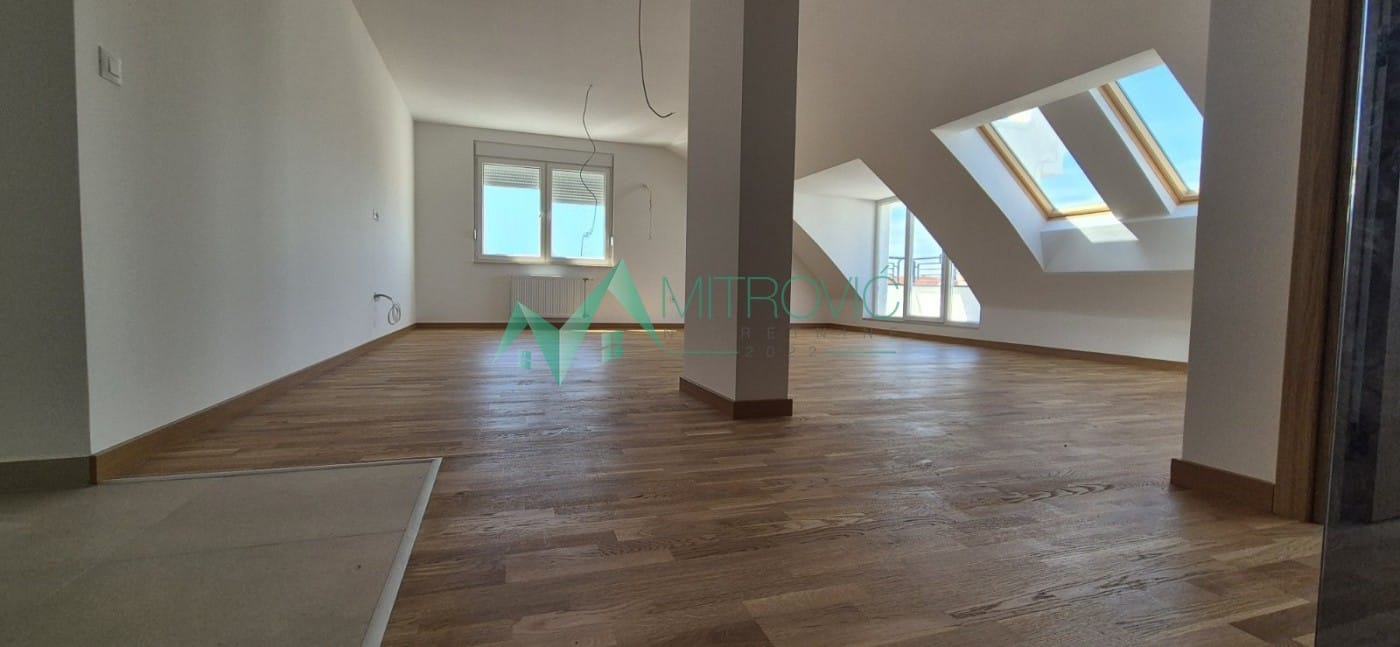 Stan Prodaja Petrovaradin Stan Prodaja Petrovaradin 84 m2