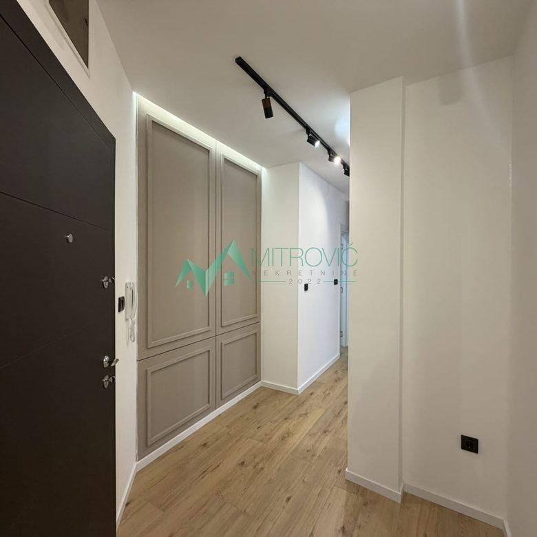 Stan Prodaja Novi Sad  58 m2