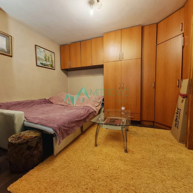Stan Prodaja Novi Sad  65 m2