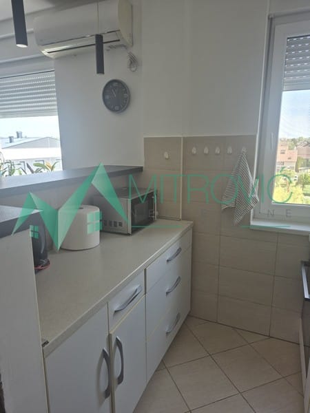 Stan Prodaja Novi Sad  60 m2