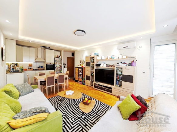 Stan Prodaja Novi Sad  68 m2