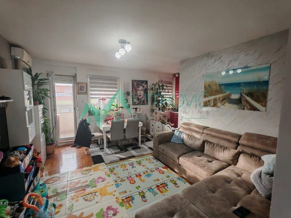 Stan Prodaja Novi Sad  62 m2