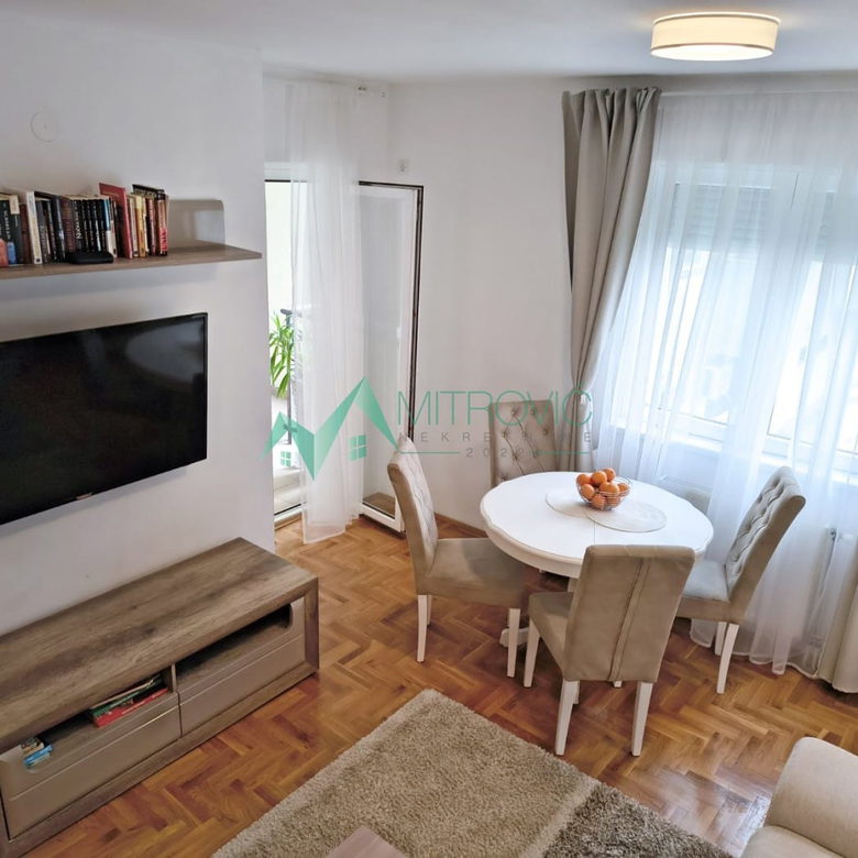 Stan Prodaja Novi Sad  64 m2