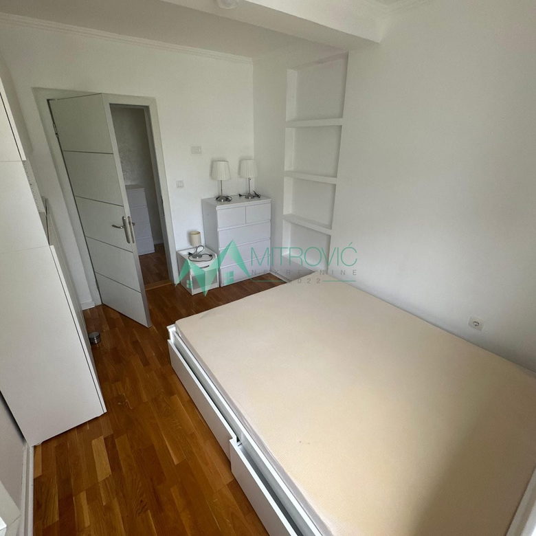 Stan Prodaja Novi Sad  67 m2