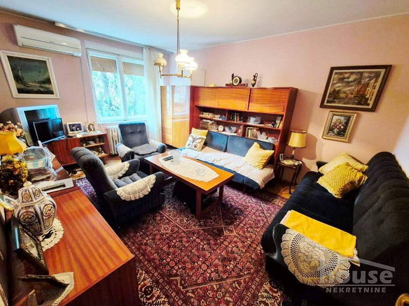 Stan Prodaja Novi Sad  61 m2