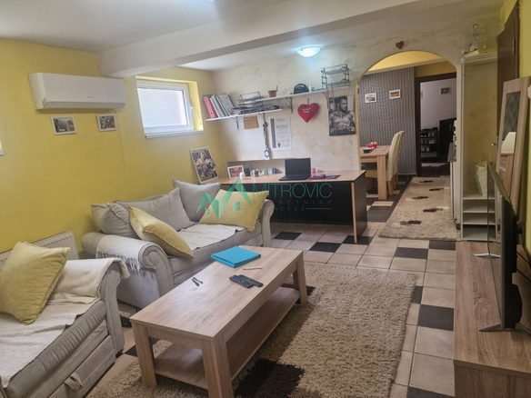 Stan Prodaja Novi Sad  68 m2