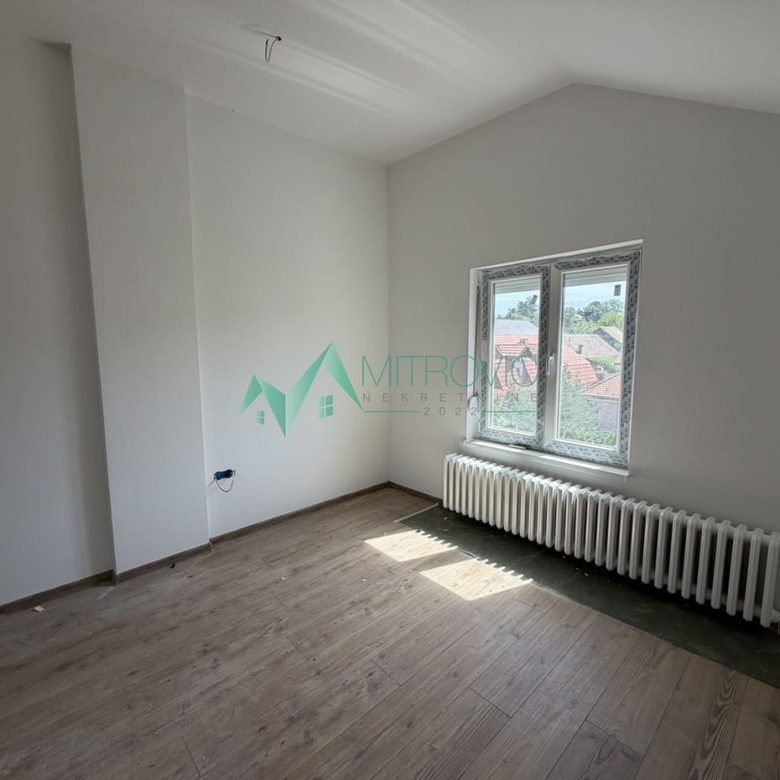 Stan Prodaja Sremska Kamenica  54 m2
