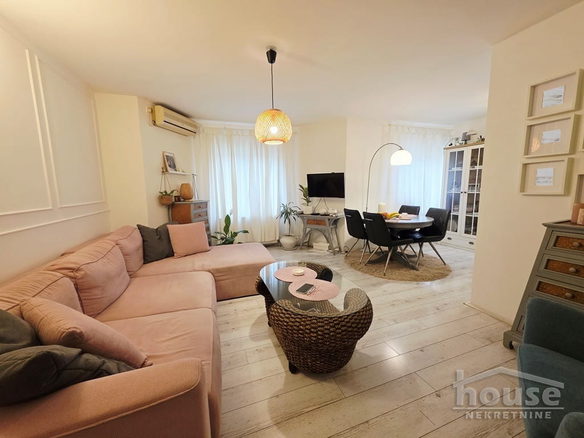 Stan Prodaja Novi Sad  57 m2