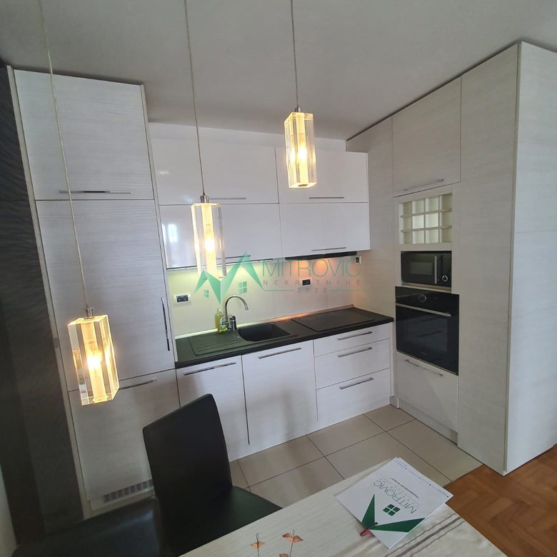 Stan Prodaja Novi Sad  42 m2