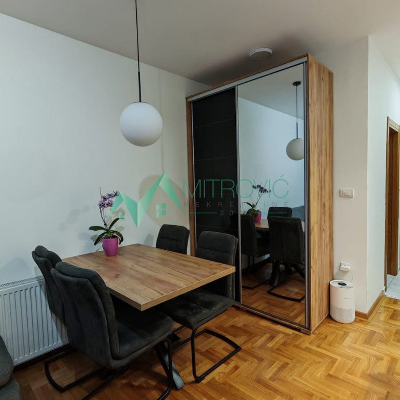 Stan Prodaja Novi Sad  42 m2