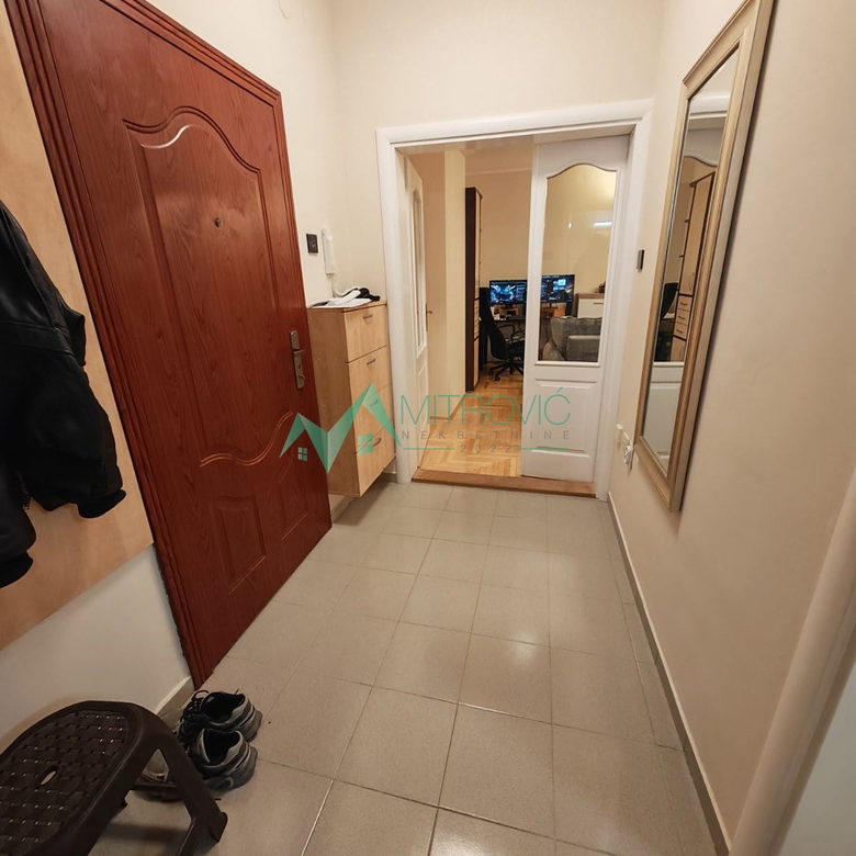 Stan Prodaja Novi Sad  54 m2